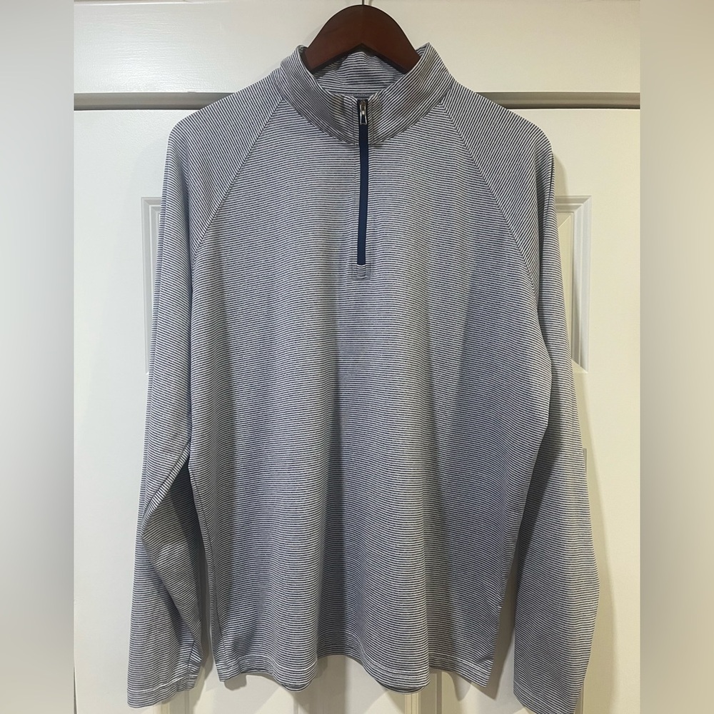 Holderness and Bourne The Reid navy and white 1/4 zip.